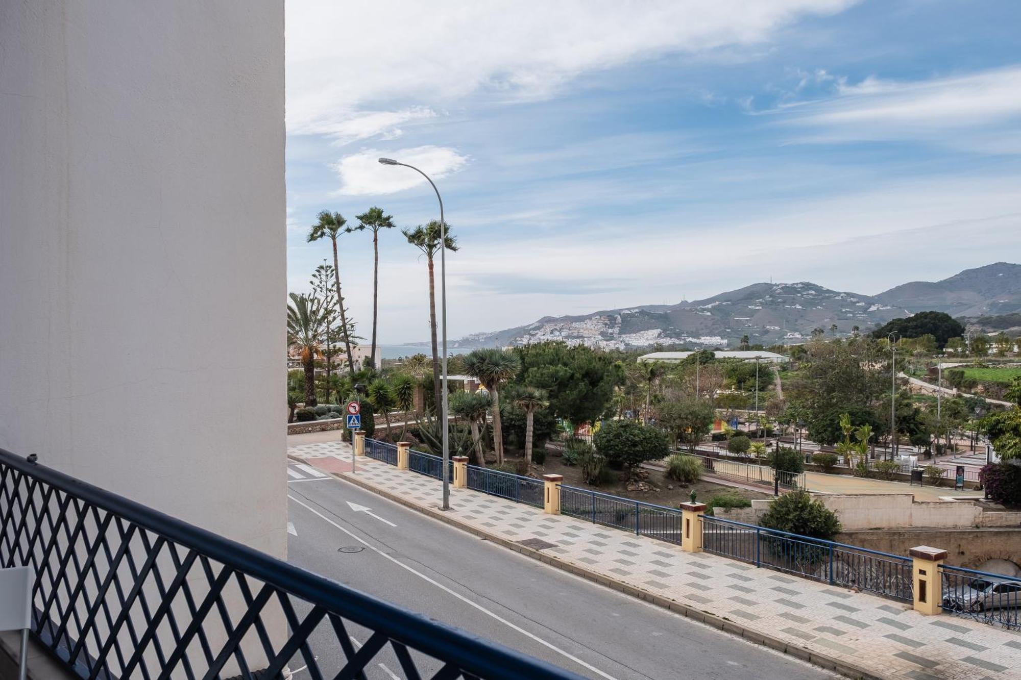 Apartamento Chanquete Nerja Esterno foto